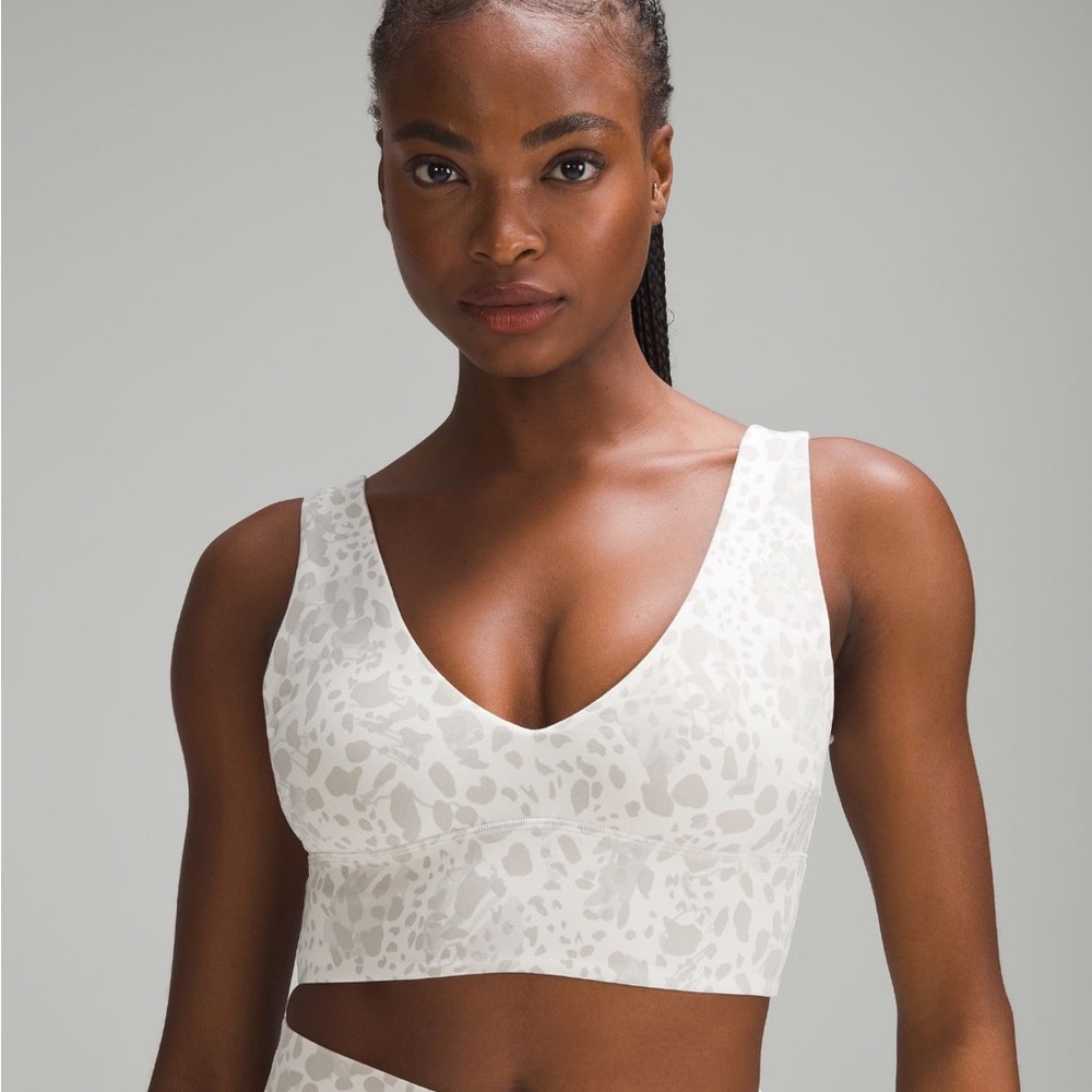 Lululemon Align™ V-Neck Bra *Light Support C/D Cup